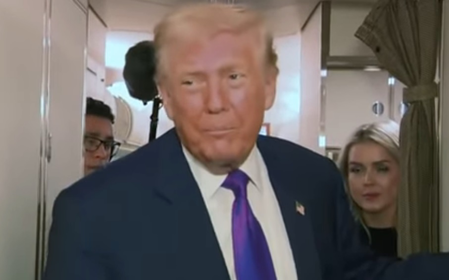 Donald Trump lanza nuevas presiones contra Teherán