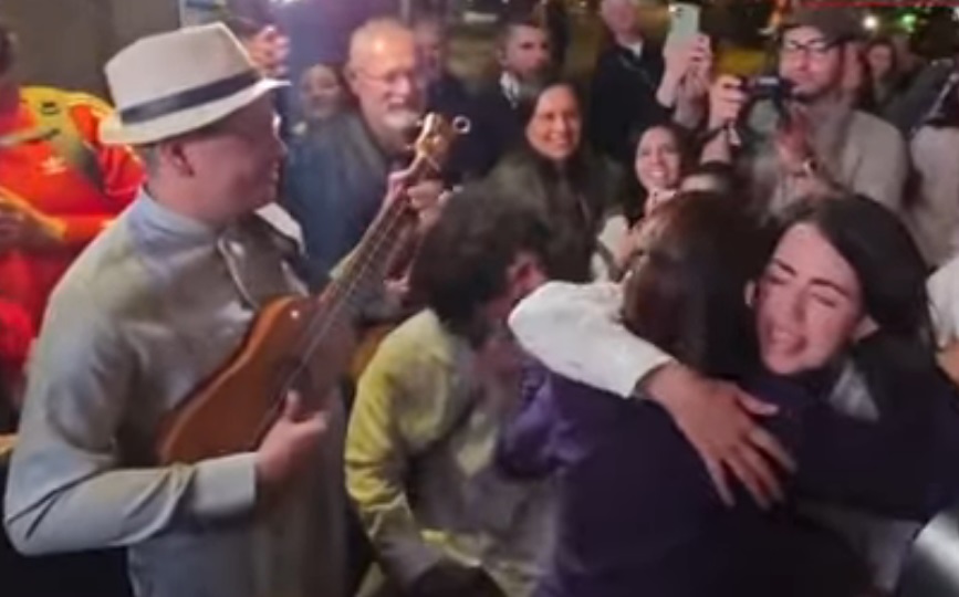 Así reaccionó la gente en España al ver a Sheinbaum