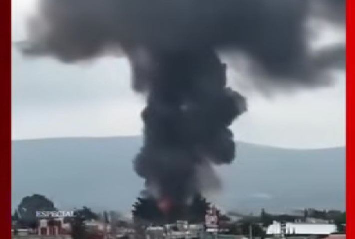 EXPLOSIÓN de cuatro pipas de gas en TEPEACA PUEBLA provoca evacuación masiva