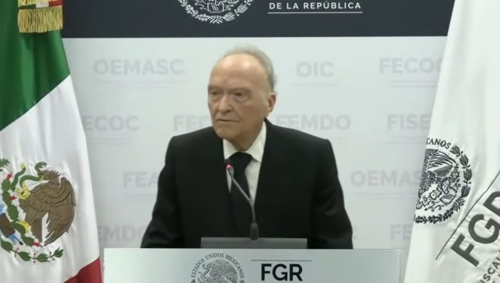 Exponen fortuna de Gertz Manero: decenas de casas, autos de lujo y joyas